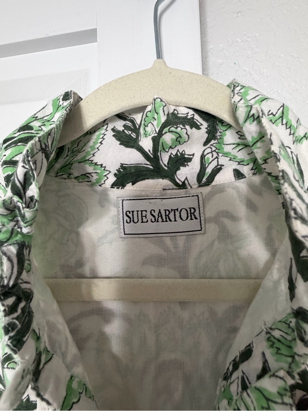 SUE SARTOR Dress - Picture 4 of 5